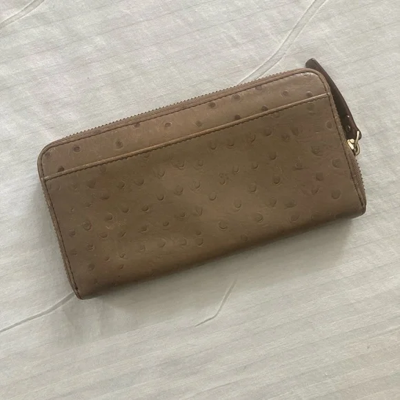 Kate Spade Embossed Wallet EUC - Picture 3 of 16